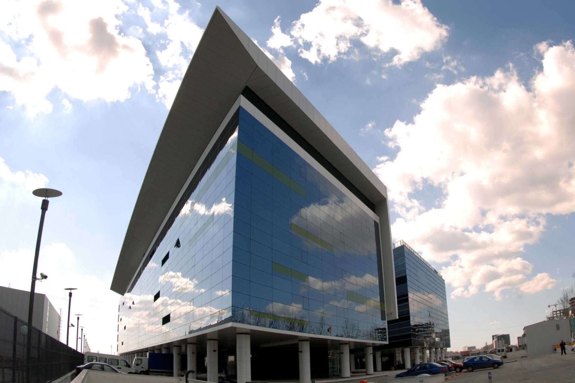 One North Gate - Spațiu de birou