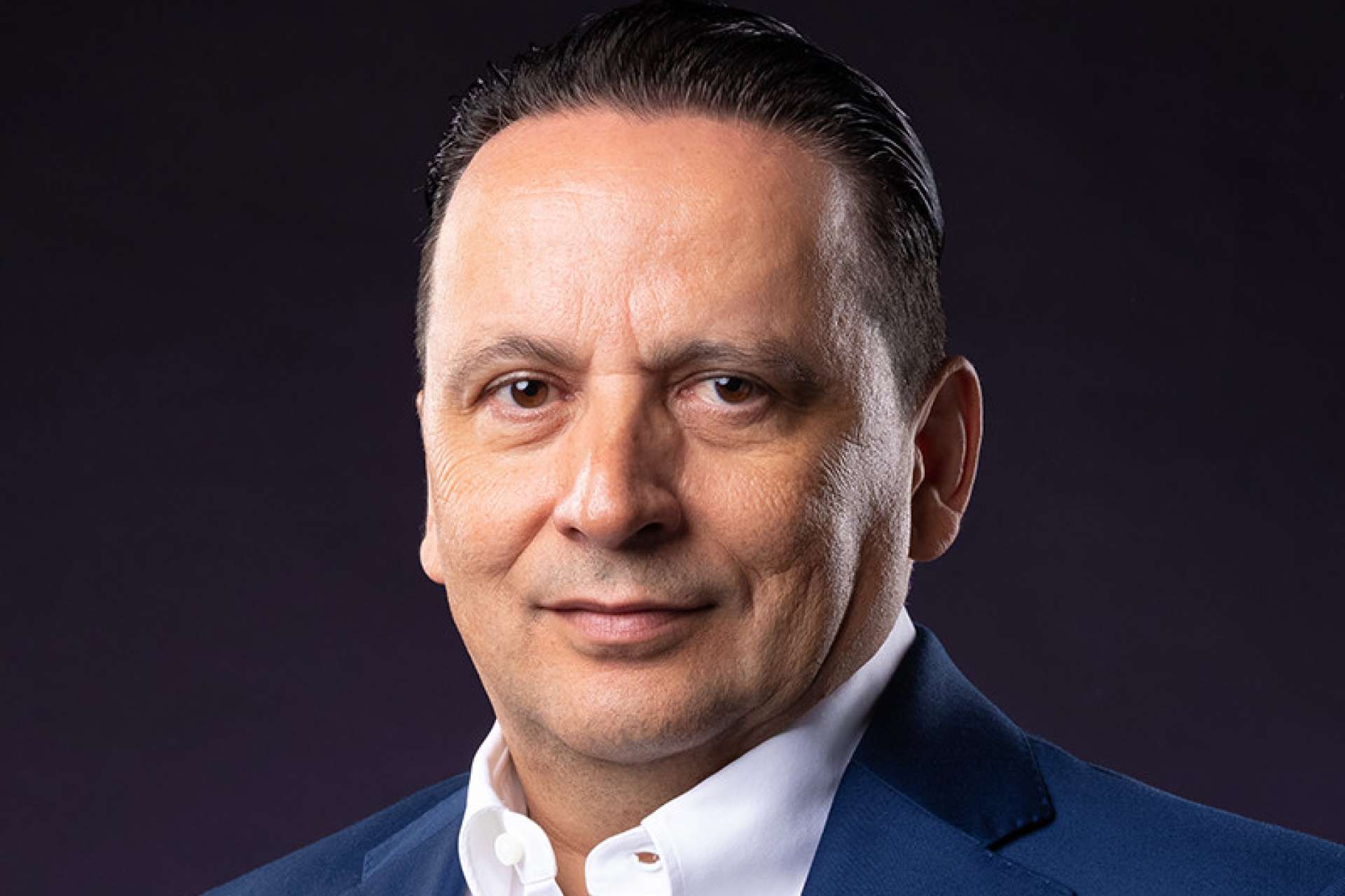 Președinte al Consiliului de administrație, membru neexecutiv - independent al Consiliului de administrație