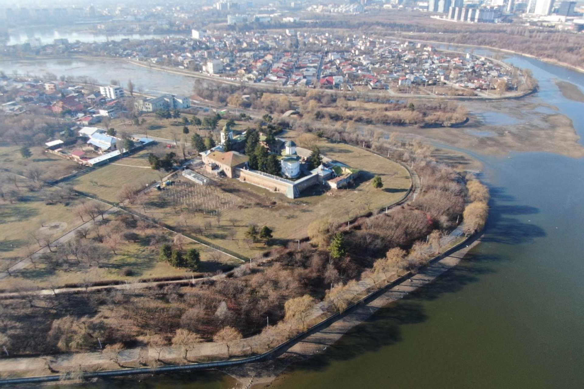 One United Properties buys land for new residential project in northeast Bucharest