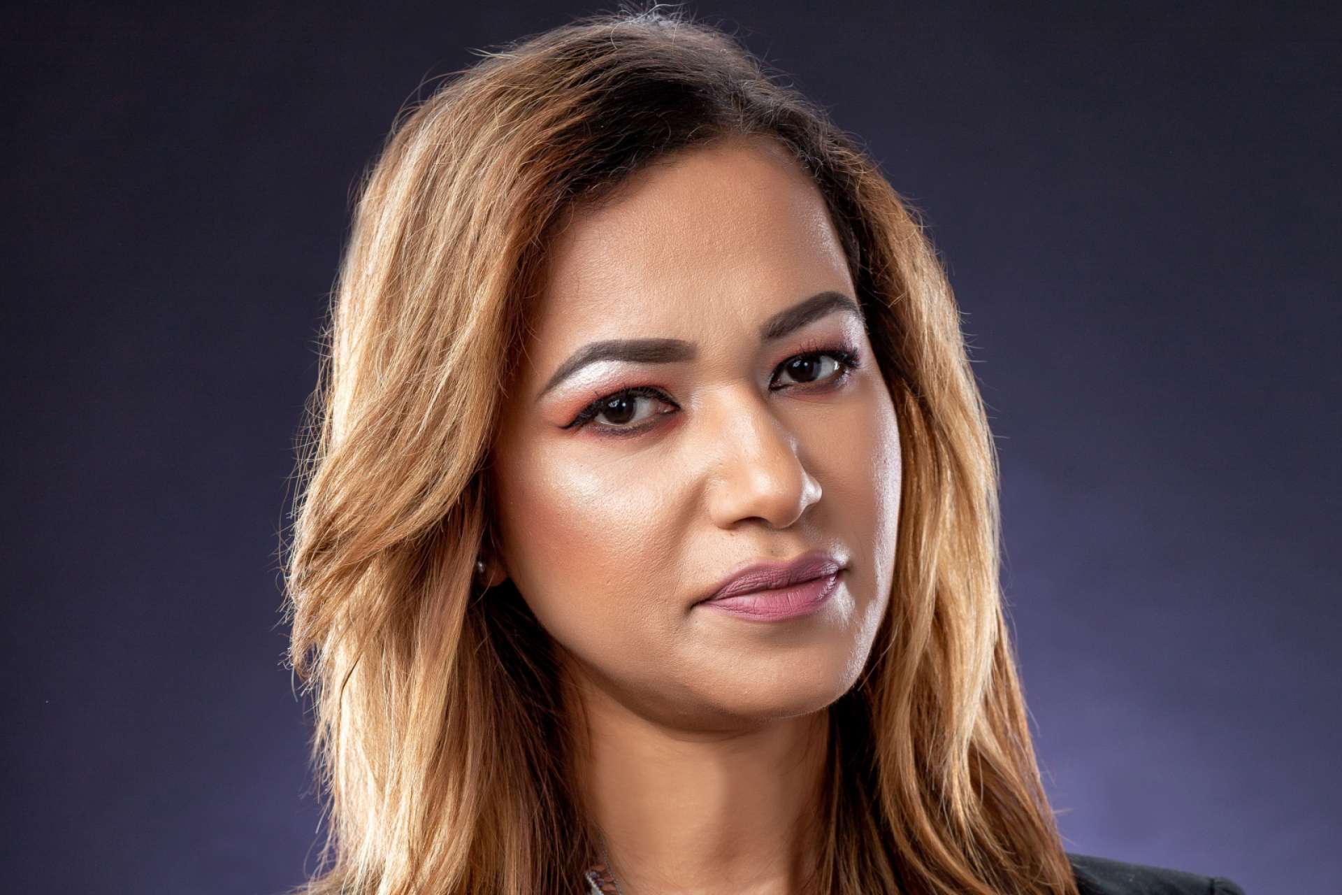 Business women after business hours: Beatrice Dumitrașcu for ZF După Afaceri Premium