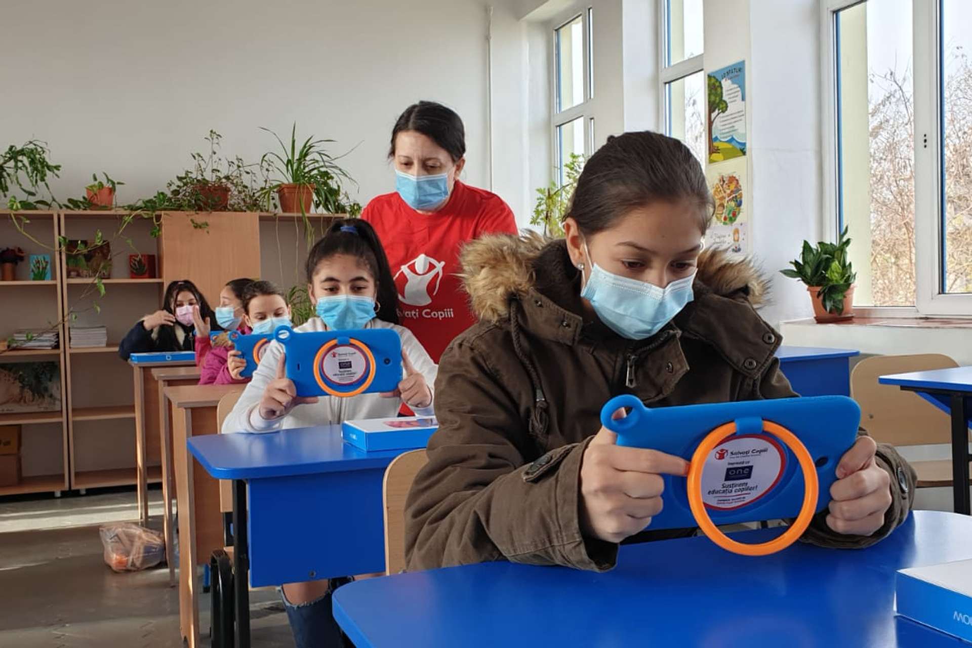 Supporting education together with Save the Children Romania