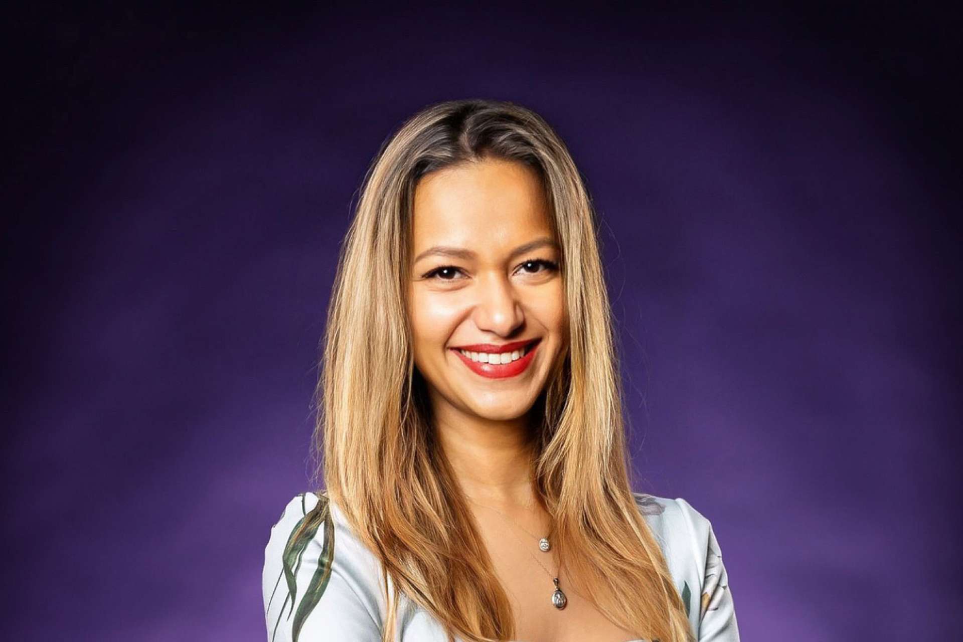 Beatrice Dumitrașcu for Business Magazin catalogue dedicated to 100 most powerful women in business