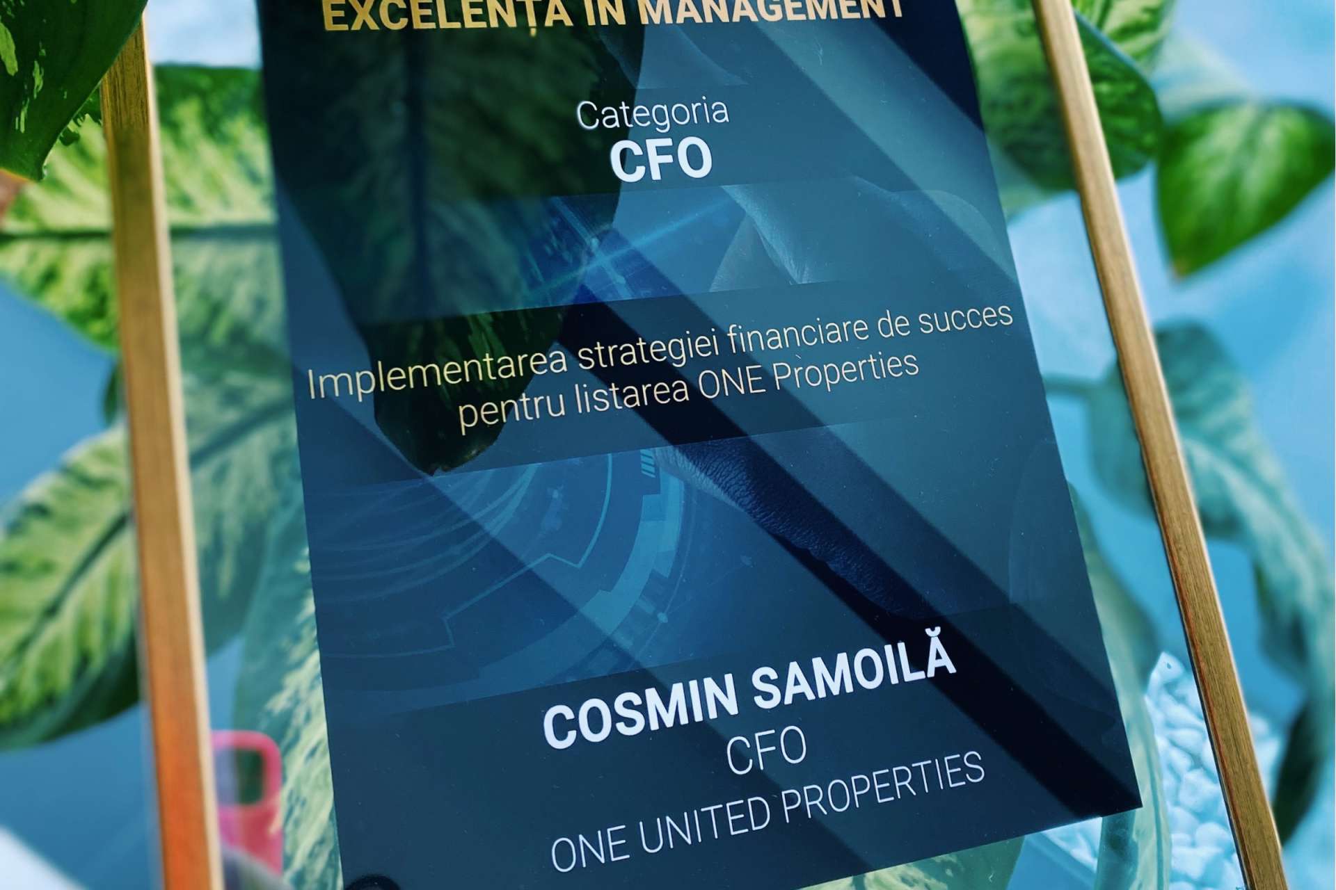 Cosmin Samoilă, CFO One United Properties, awarded for excellence in management at Gala Capital