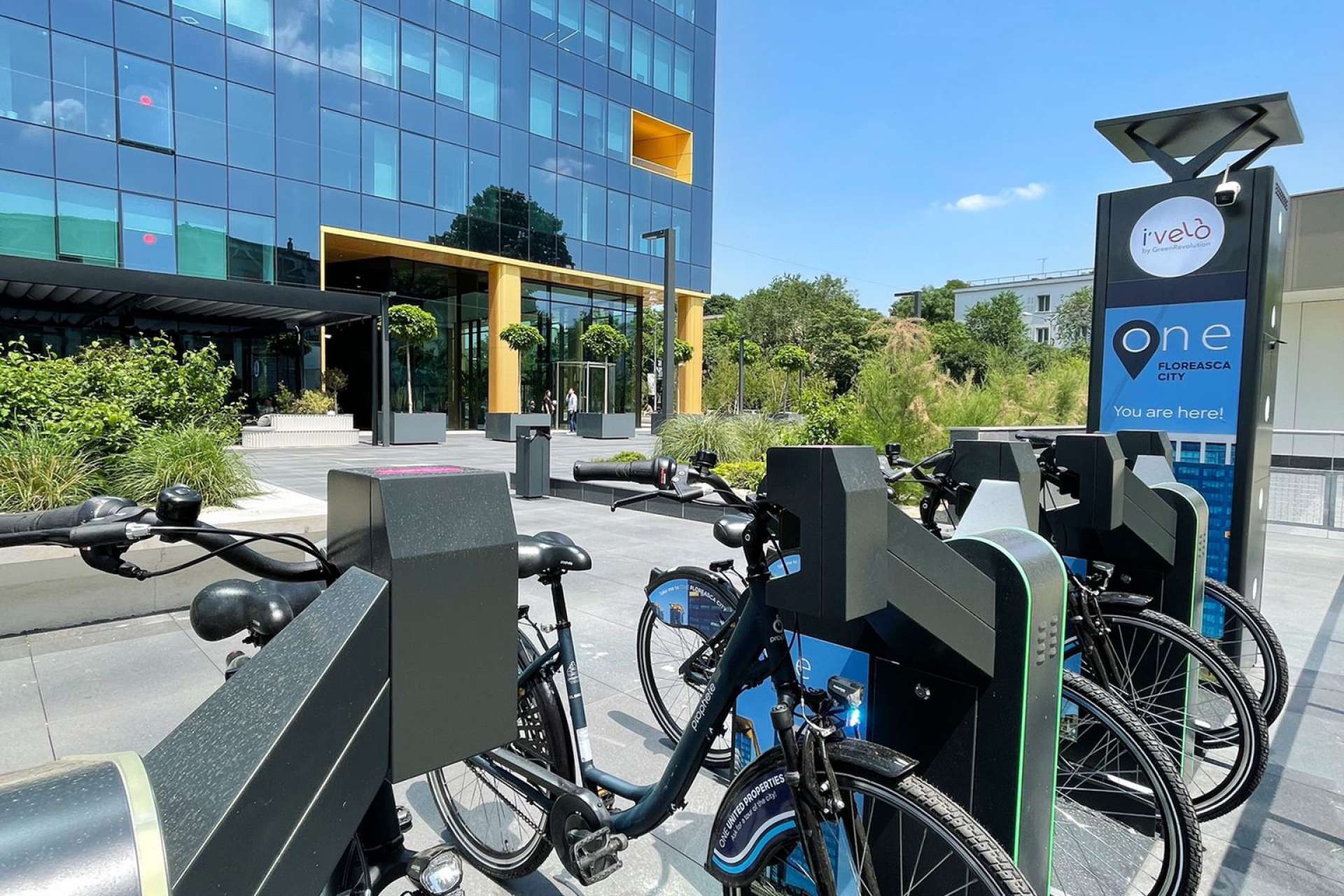 One Floreasca City hosts new automated i’Velo bicycle stations