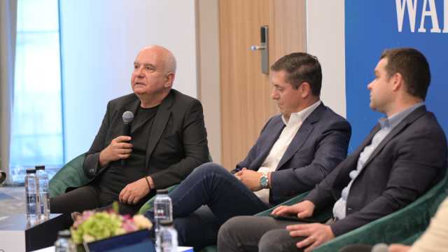 Marius Călin (X Architecture & Engineering), at Urban re:Fresh conference
