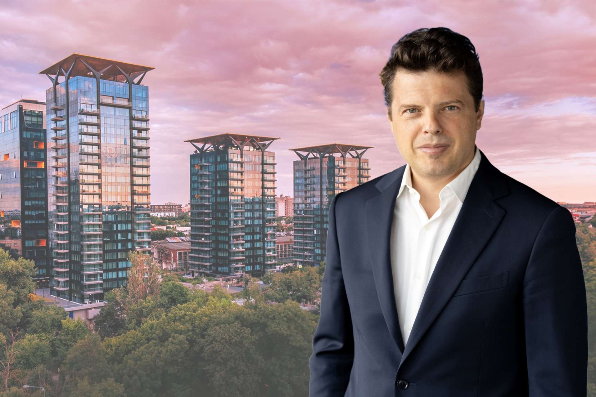 De la joaca pe șantiere până la co-fondator al celui mai mare dezvoltator imobiliar din România.