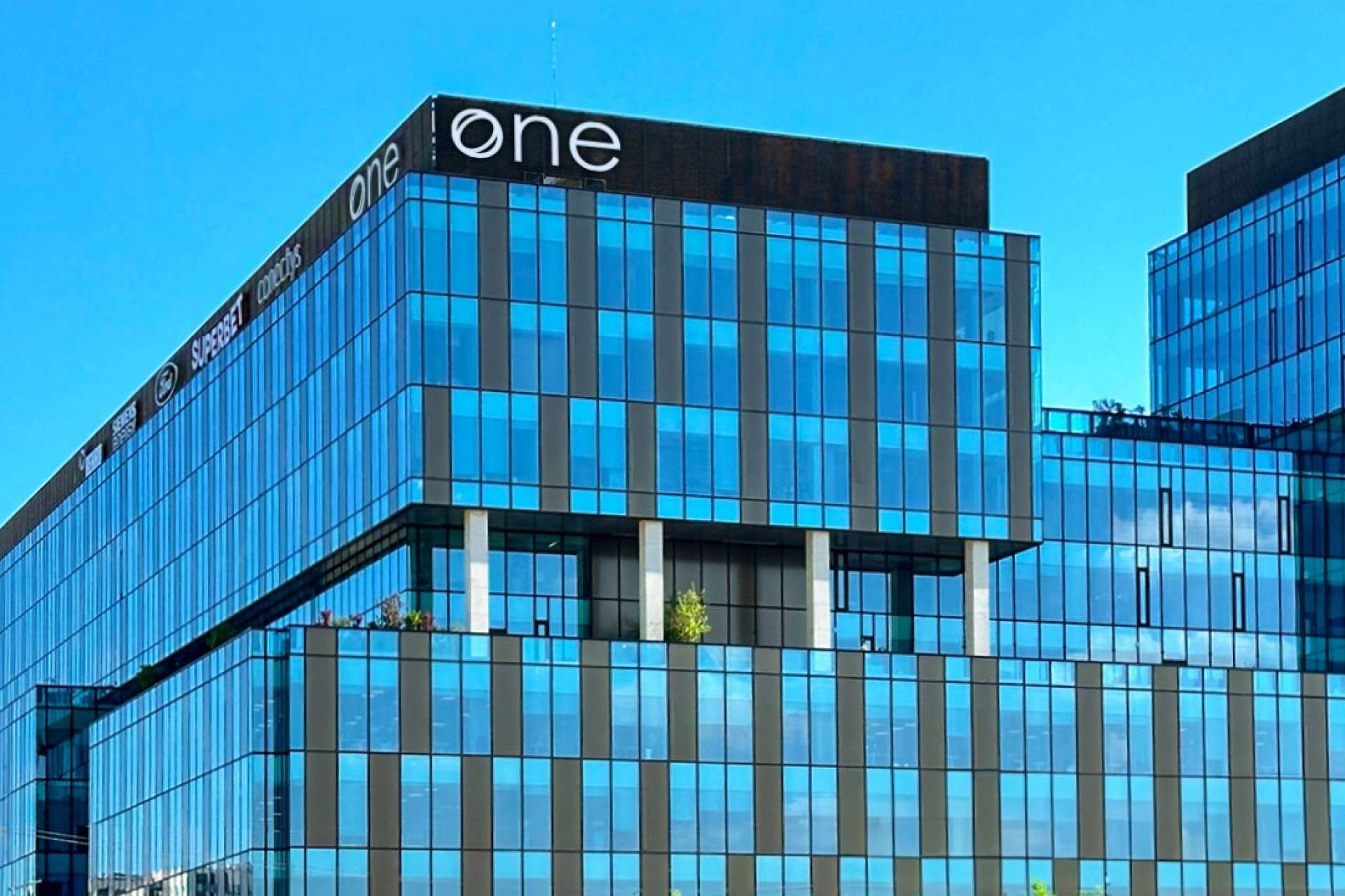 One United Properties contractează o majorare cu 20 de milioane de euro a acordului de finanțare obținut în 2021 pentru dezvoltarea One Cotroceni Park Office (Faza 1 și Faza 2)