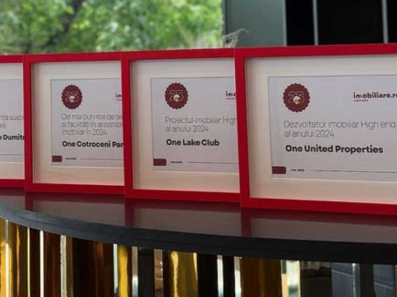 Suntem onorați să primim o serie de premii aniversare