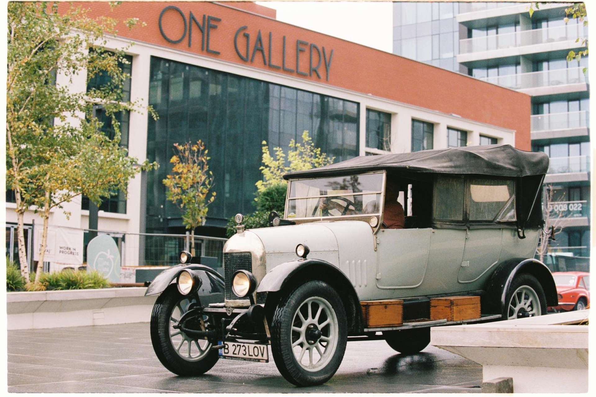 British elegance and contemporary art at One Floreasca City