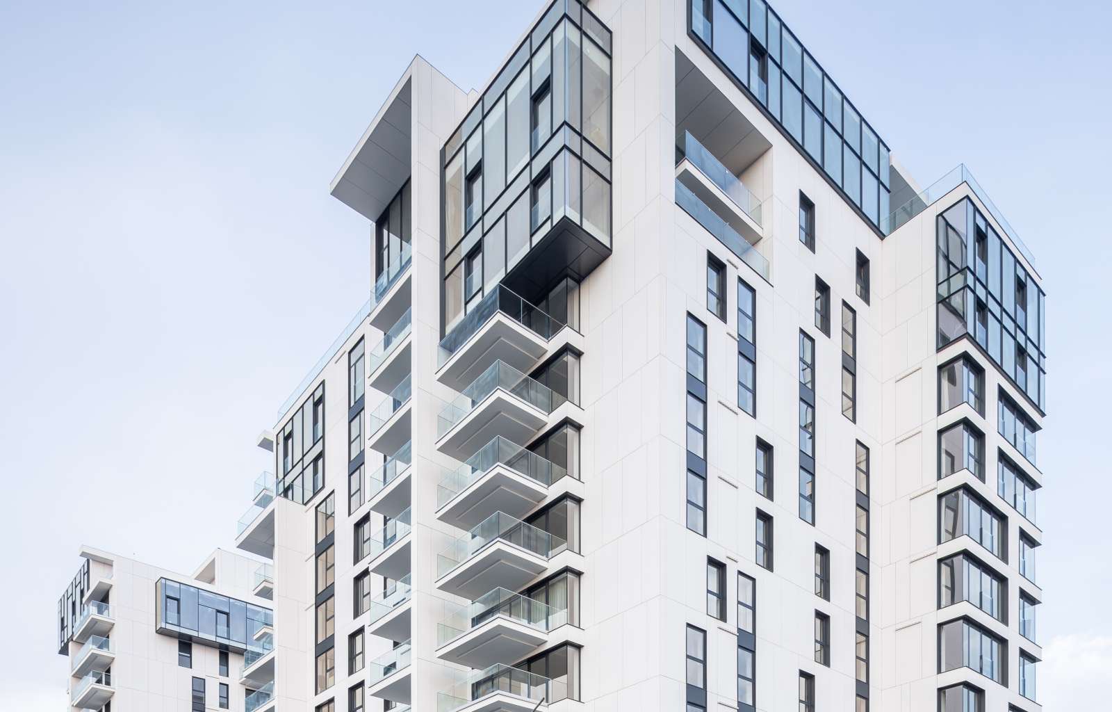 Ansamblul rezidențial One Herastrau Towers - imaginea 2