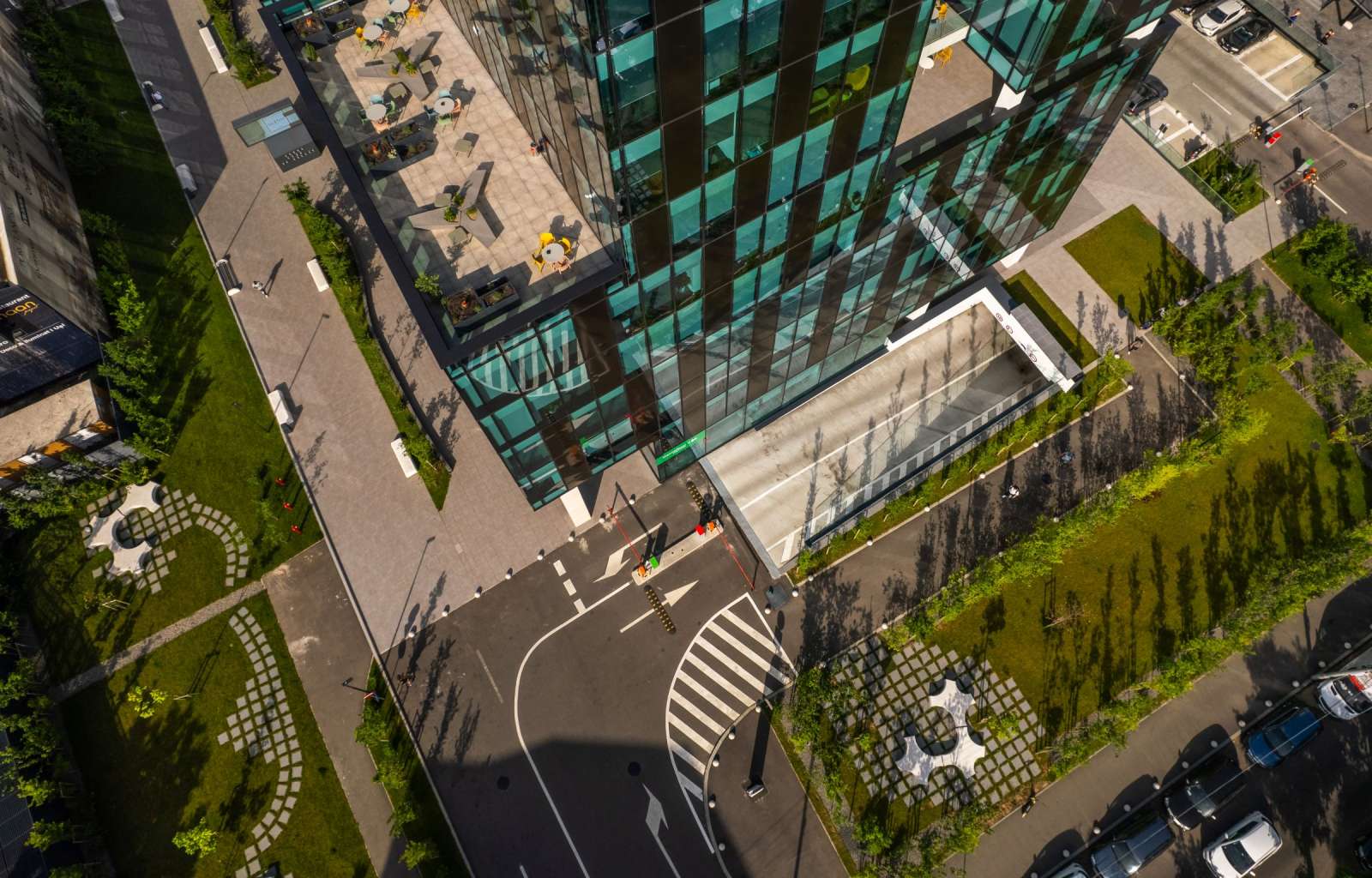 Residential complex and commercial space One Cotroceni Park - imaginea 7