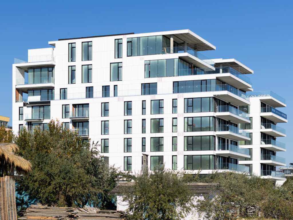 One Mamaia Nord II: one-mamaia-nord-2-2604-exterior-05