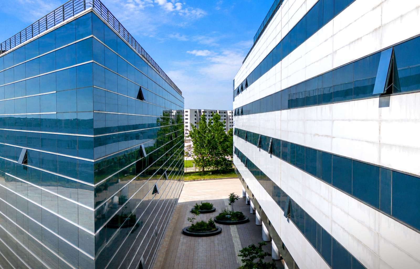 Residential complex and commercial space One North Lofts - imaginea 4