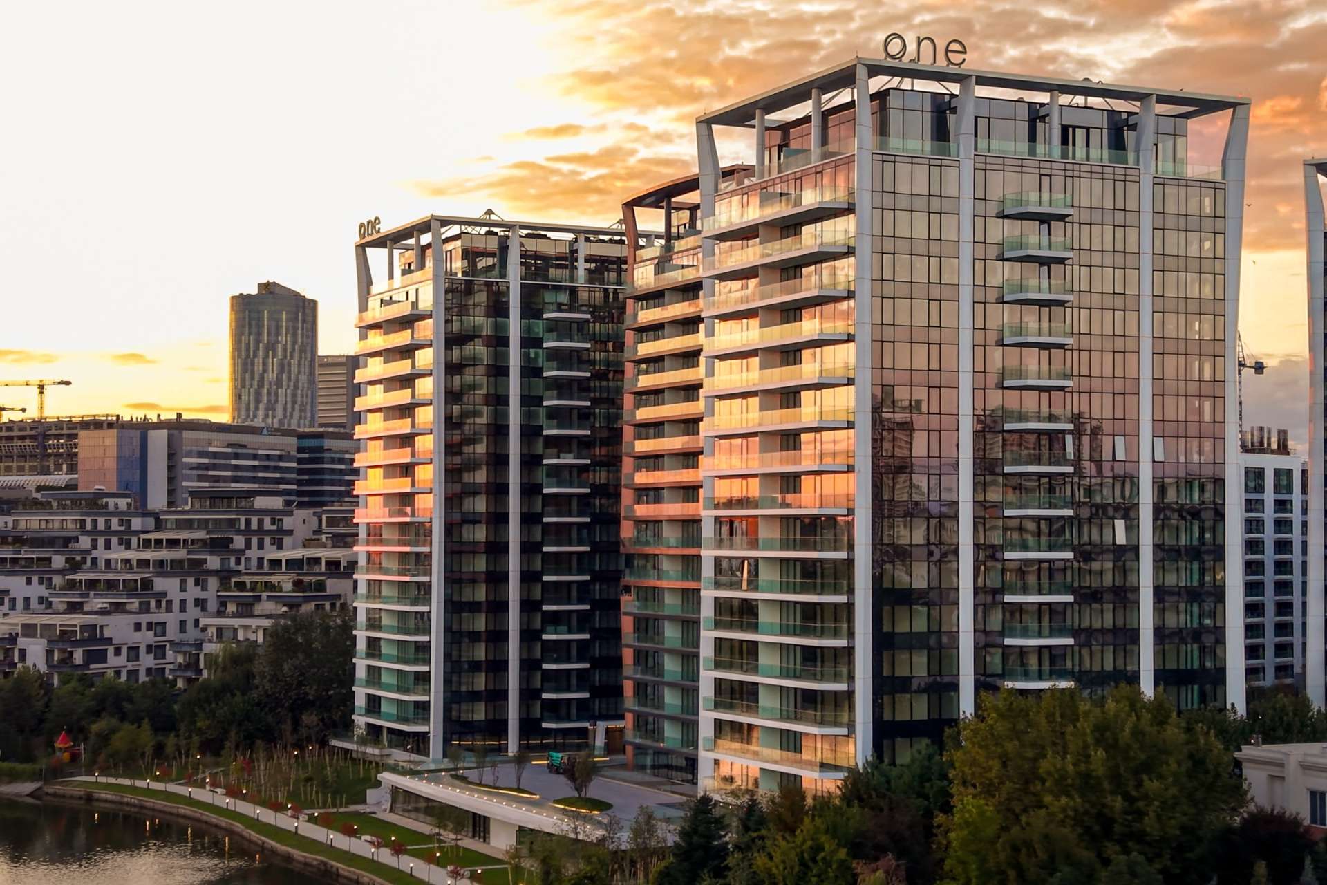 One Lake Club: Residential complex One Lake Club - imaginea 1