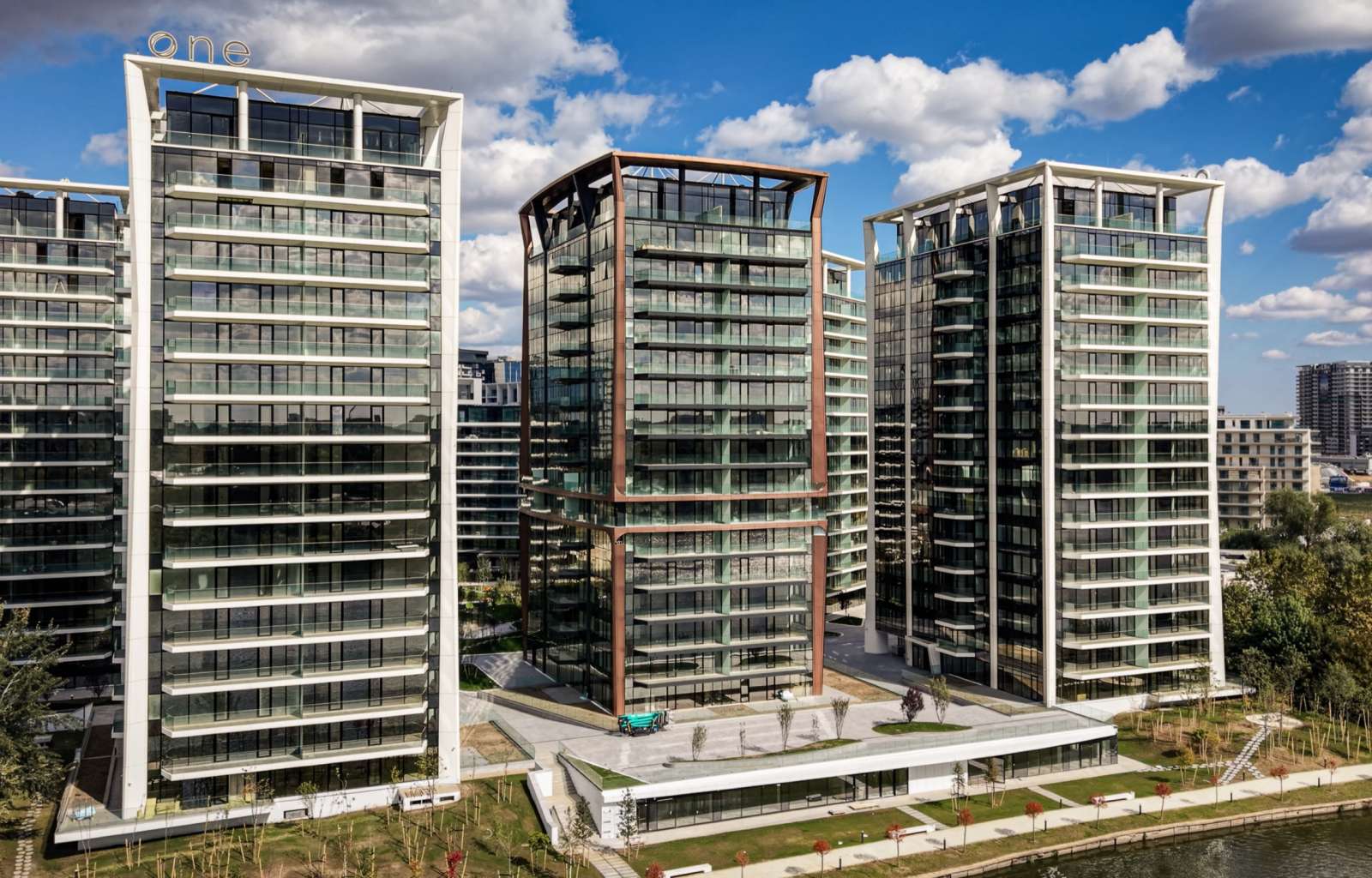 Residential complex One Lake Club - imaginea 2
