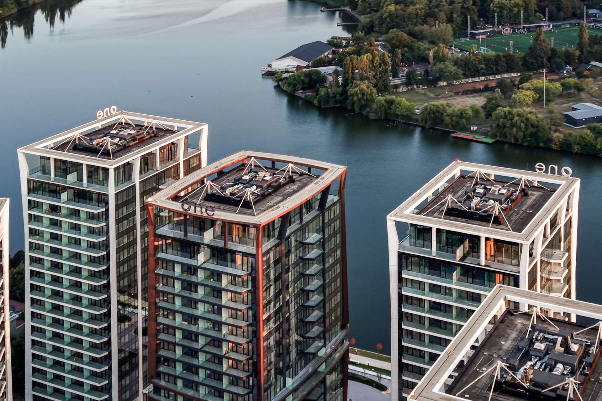 One Lake Club: Residential complex One Lake Club - imaginea 3