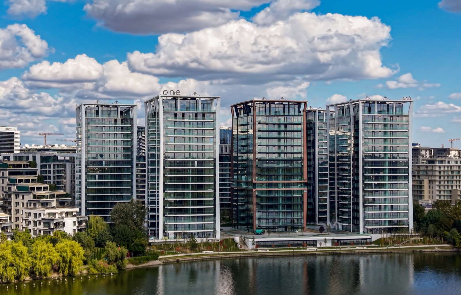 Residential complex One Lake Club - imaginea 14