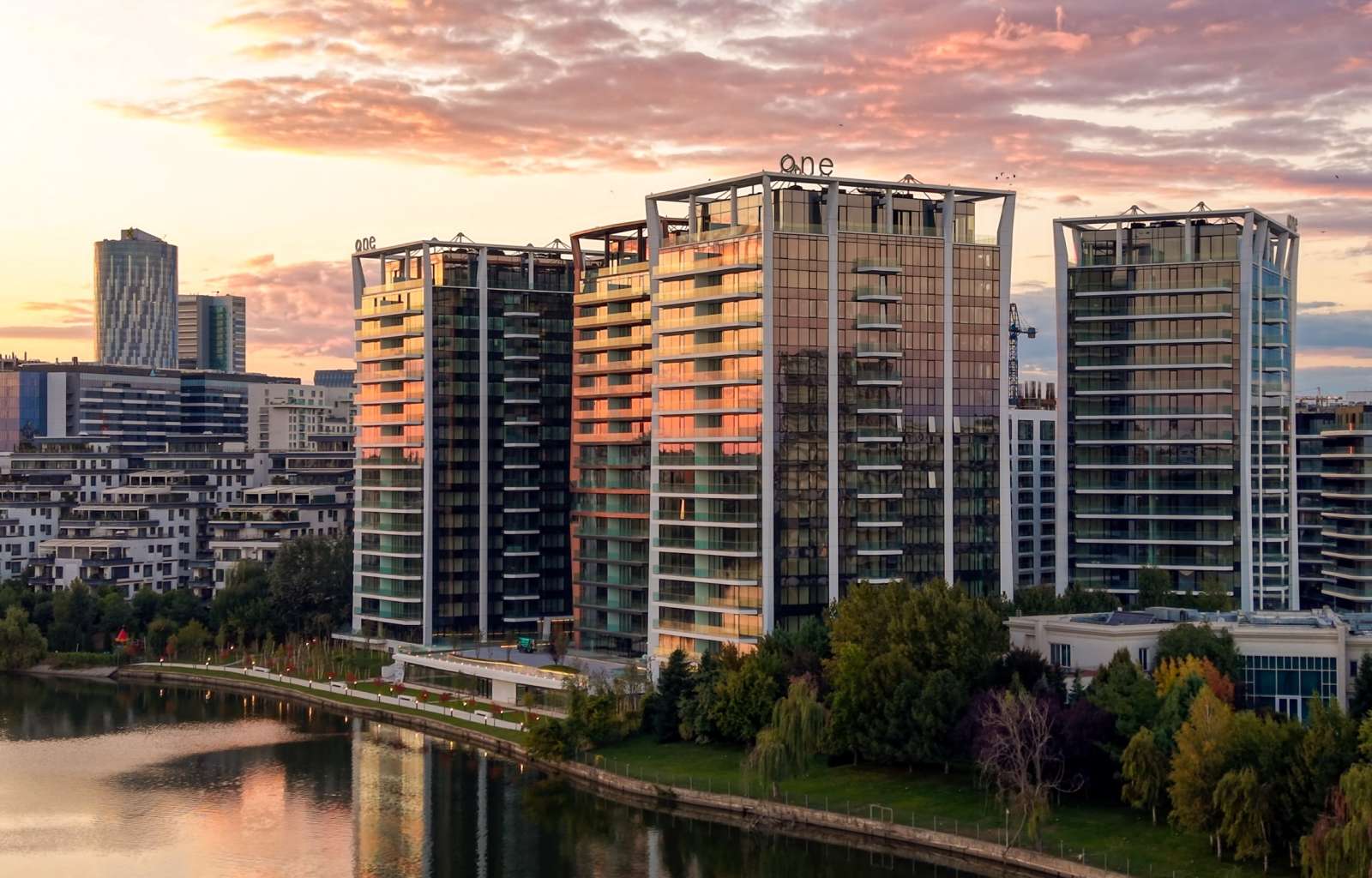 Residential complex One Lake Club - imaginea 18