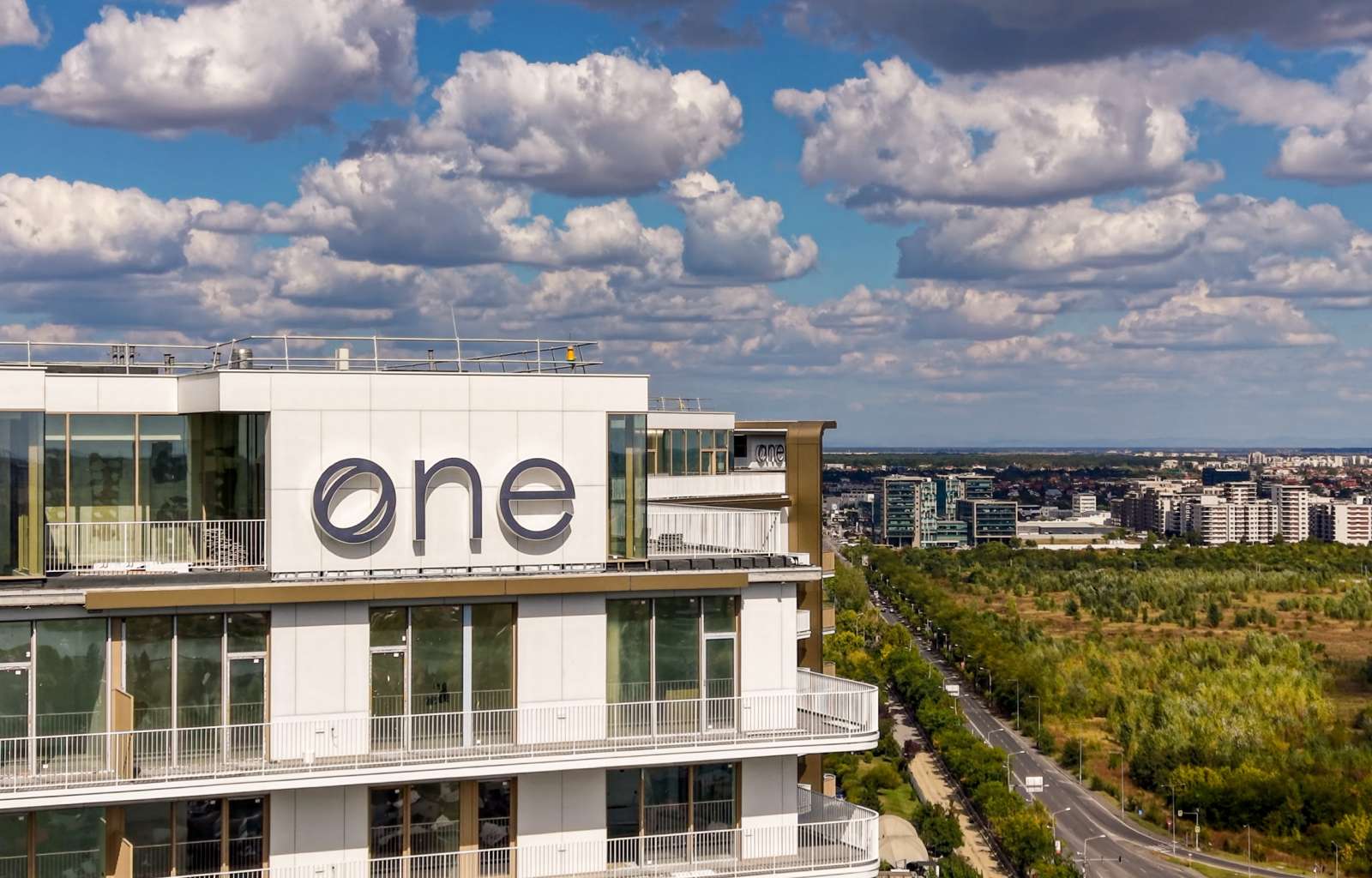 Ansamblul rezidențial One High District - imaginea 10