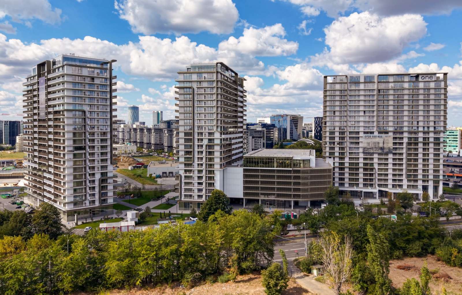Ansamblul rezidențial One High District - imaginea 3