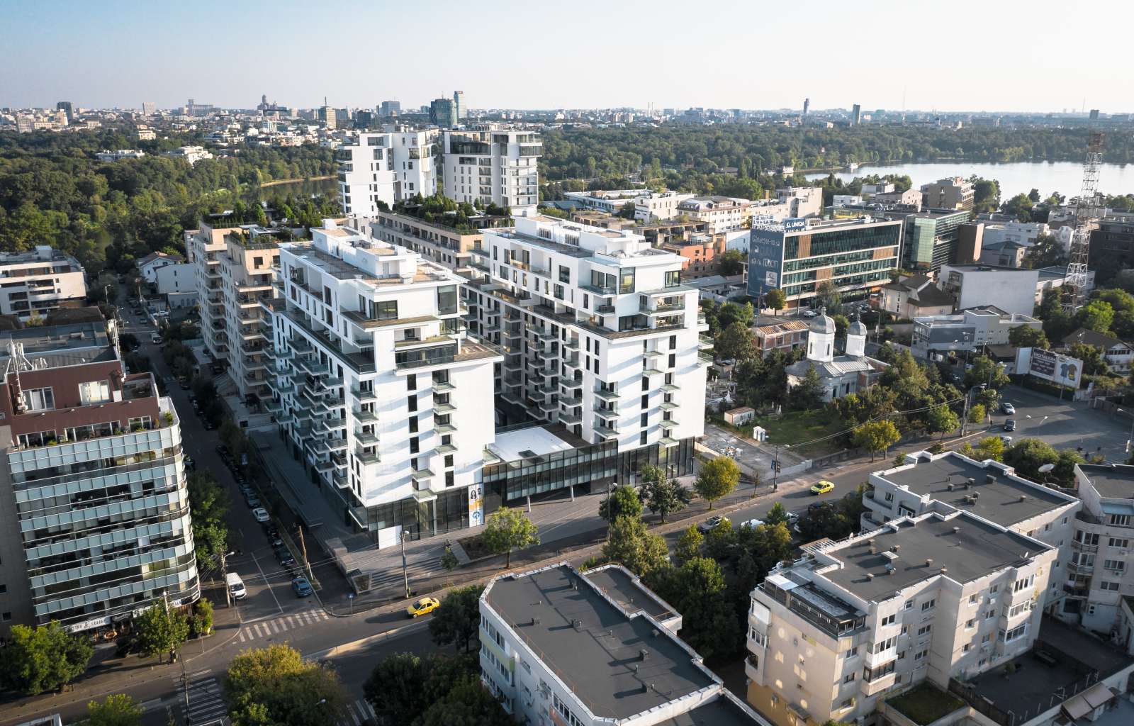 Ansamblul rezidențial One Herastrau Plaza - imaginea 3
